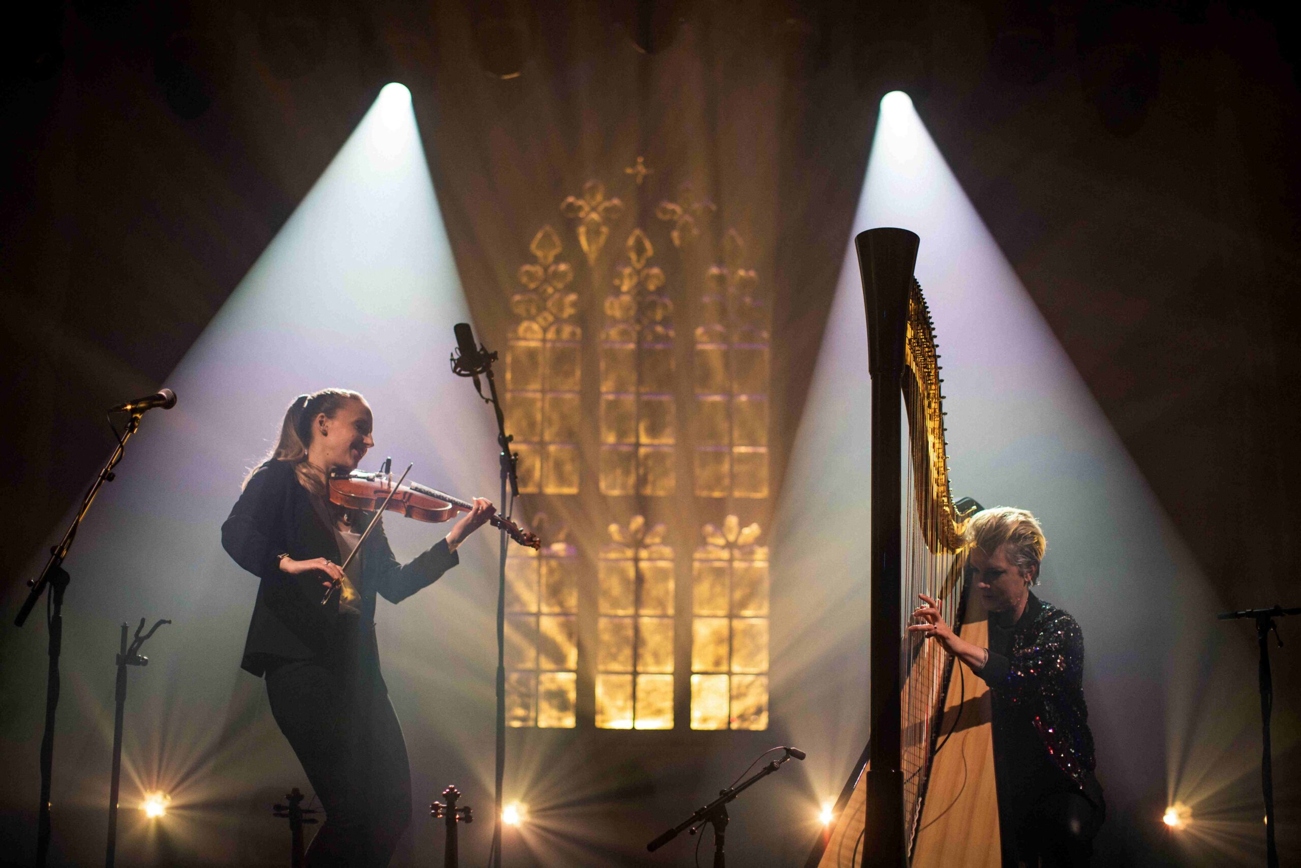 Featured image of Catrin Finch & Aoife Ní Bhriain