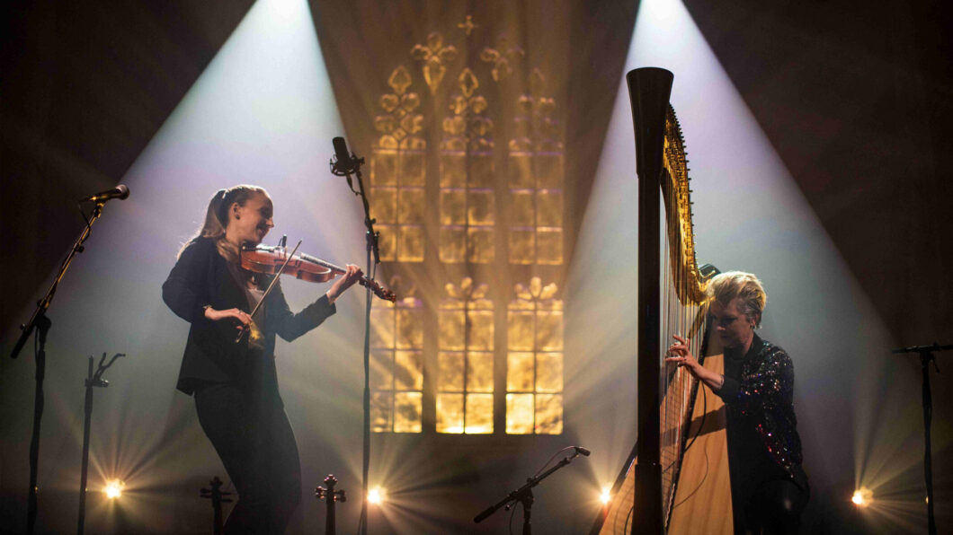 
          Catrin Finch & Aoife Ní Bhriain 
        